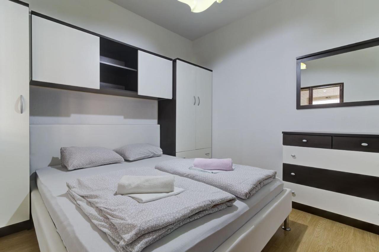 Apartments Zora Senj  Exterior photo